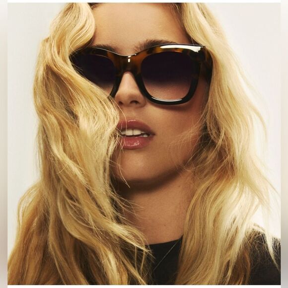 Quay sunglasses After Hours oversized Tortoise frame, black lenses polarized NWT - Picture 1 of 13
